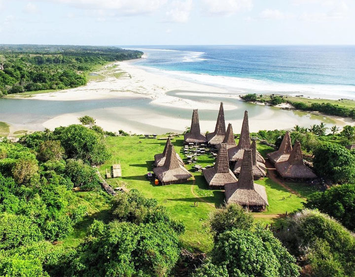 5 Days Sumba - Culture, Nature and People Adventure